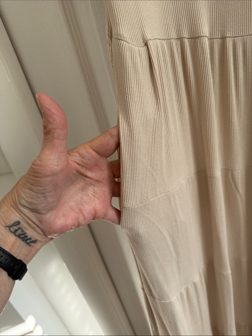 Casual Tiered Scoop Neck Maxi Dress in Light Beige - Picture 3 of 4